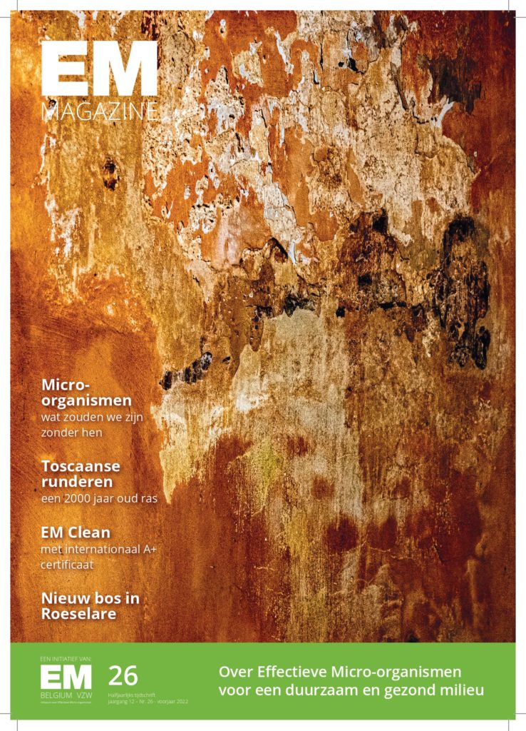 EM Magazine 26, page de couverture 0001, 738 x 1024